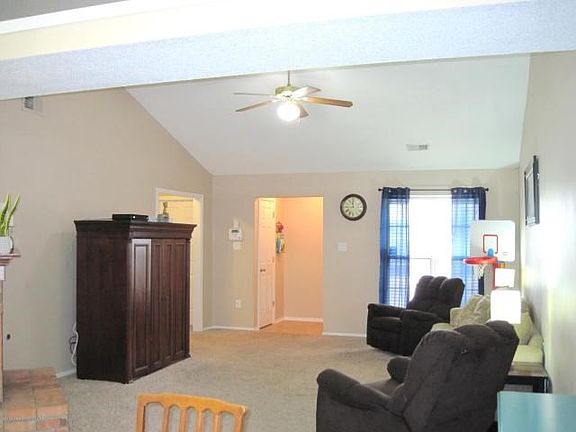 5th image of 1096 W East Ross Pkwy