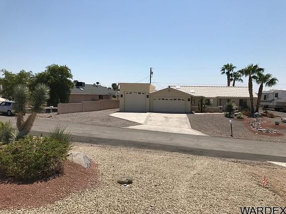 5th image of 3280 Fountain Palm Dr