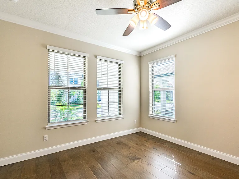 8278 Procida Isle Ln — Photo 11