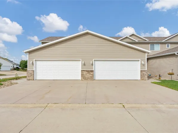 651 Affirmed Ln, Fairfax, IA 52228