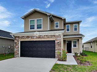 1058 Walden Pond Dr, Plant City, FL 33563