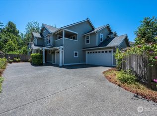 739 S 47th St, Renton, WA 98055