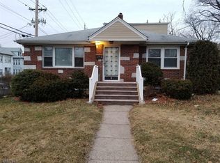 3 Manor Rd, Paterson, NJ 07514
