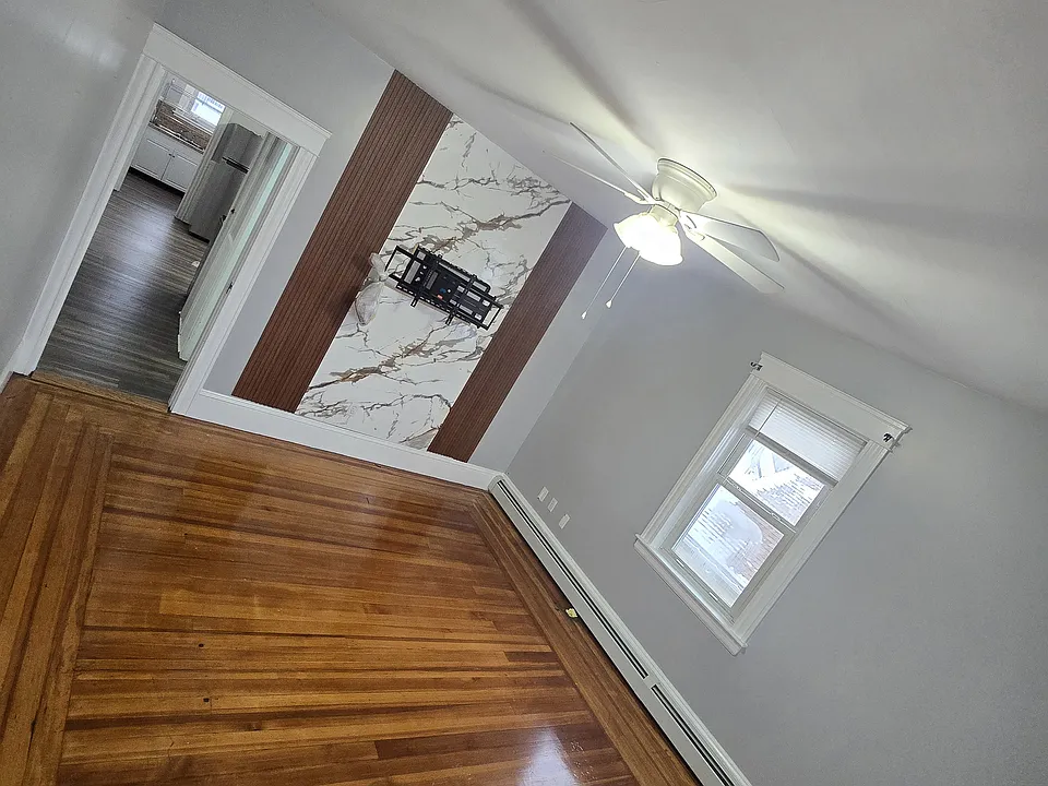 59 Maplewood Ave