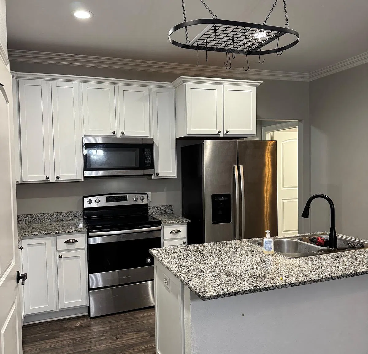 3 bed, 1450 sqft, $1,650 — Photo 4