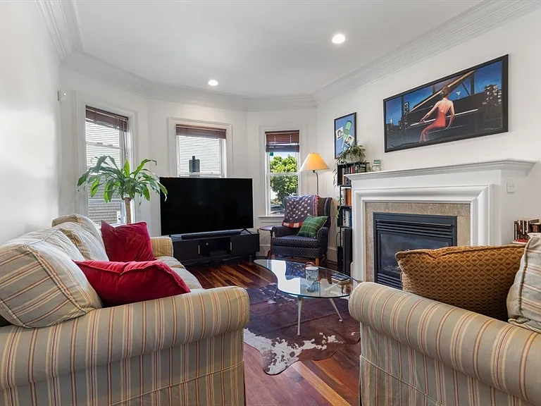 21 Cawfield St #1 — Photo 9