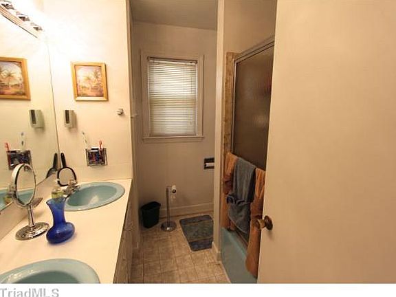 5th image of 629 Westleigh Dr