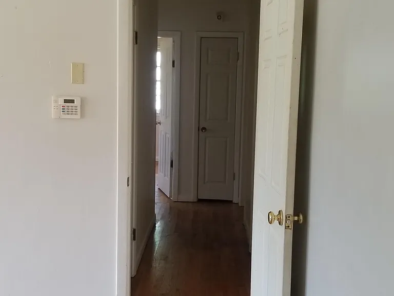 6406 Spring Hill Dr — Photo 20