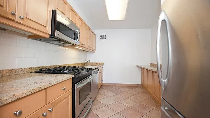 Rented by Fenwick Keats Real Estate | media 14