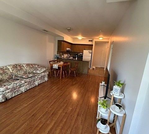 2nd image of 9901 Keele St #308