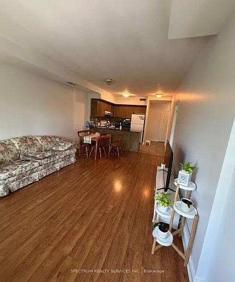 9901 Keele St #308 — Photo 2