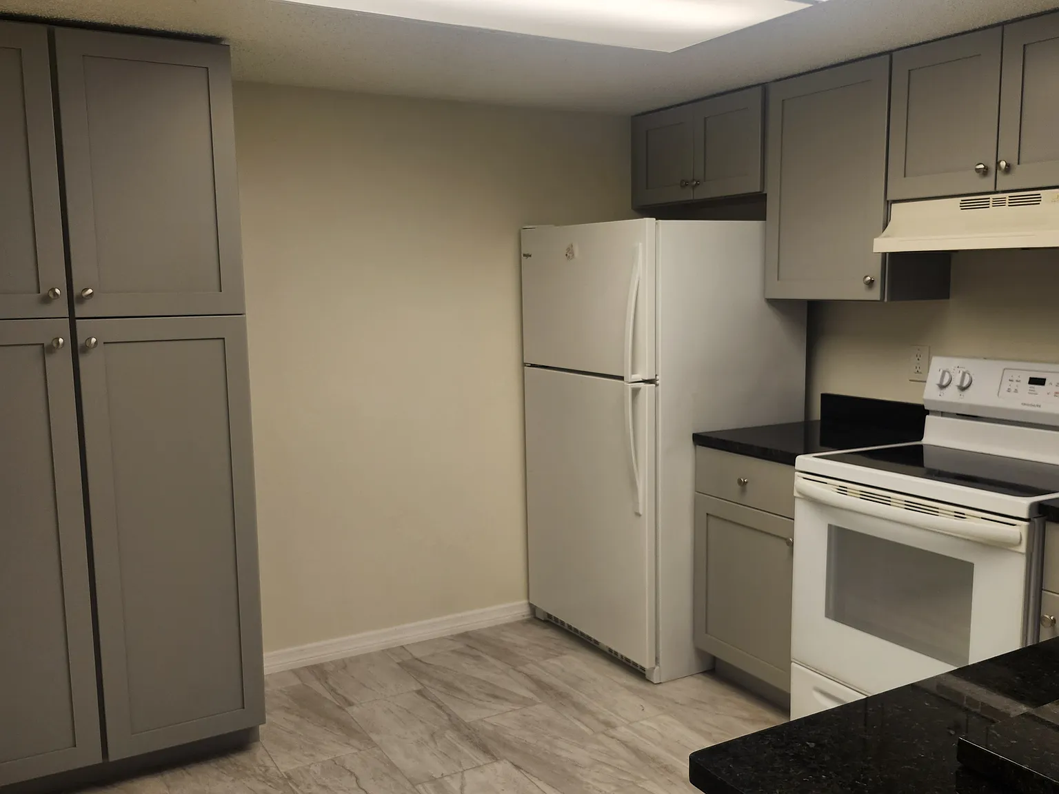 2 bed, 980 sqft, $1,450 — Photo 4