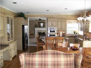 2nd image of 14707 Eby St