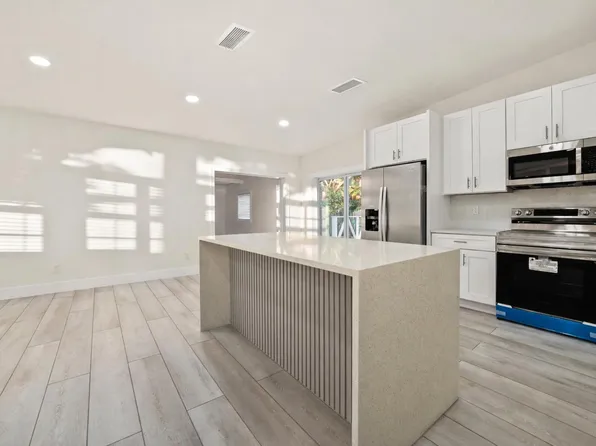 6934 Tradewind Way, Lake Worth, FL 33462