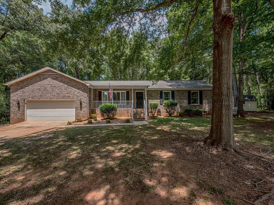 1st image of 2838 Chapman Cir