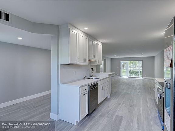 2nd image of 1501 Cayman Way APT D1