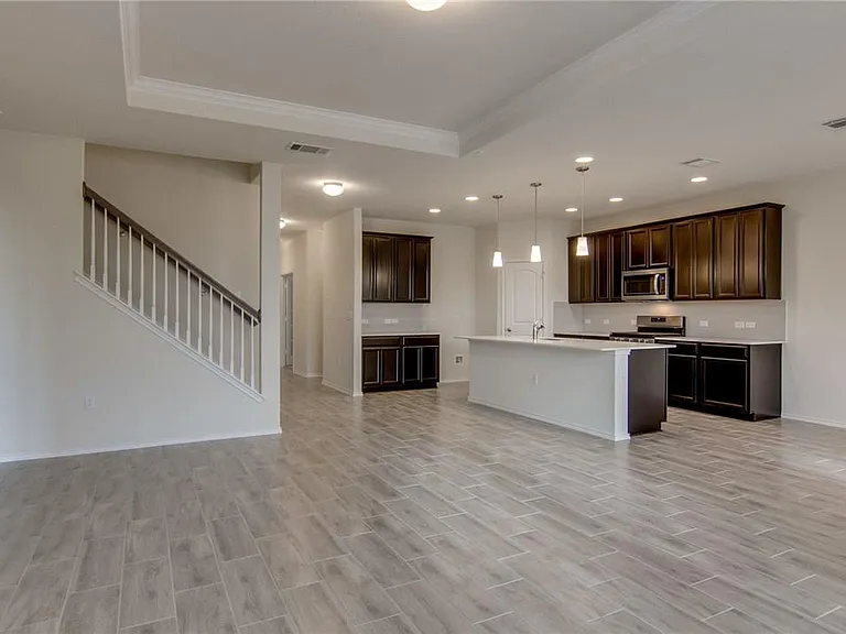 6621 Hartlage St — Photo 10
