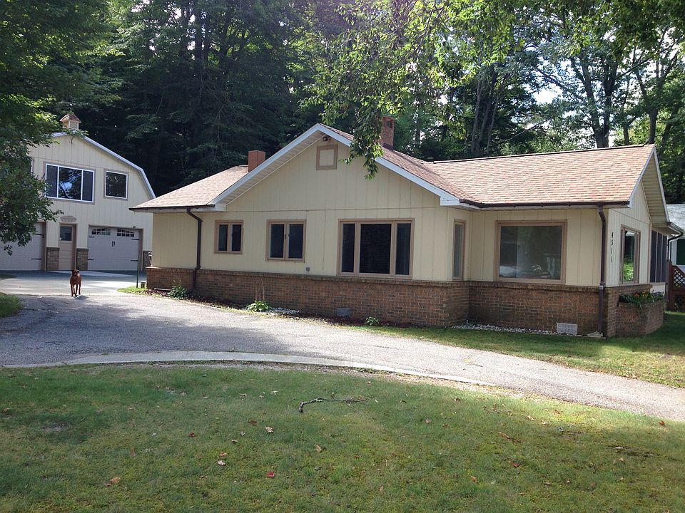 4511 S Shore Dr, Whitehall, MI 49461 Zillow