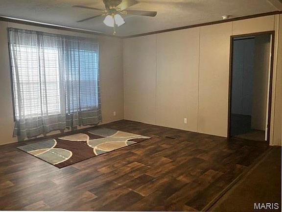2nd image of 104 Cherry St