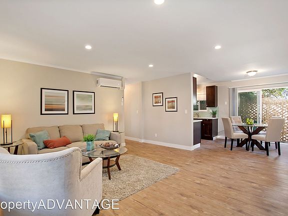 2nd image of 4405 Menlo Ave #10