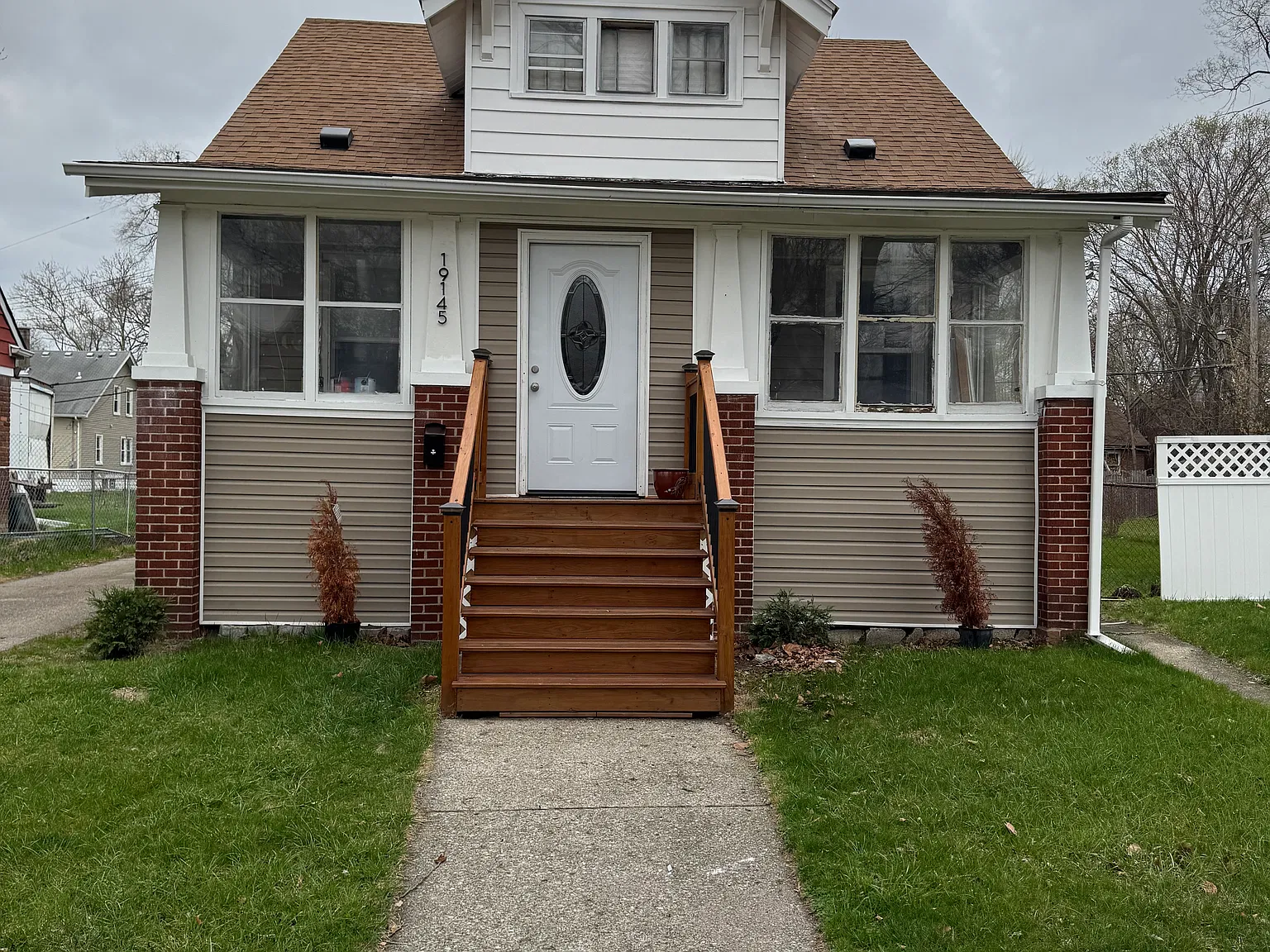 19145 Riopelle St — Photo 1