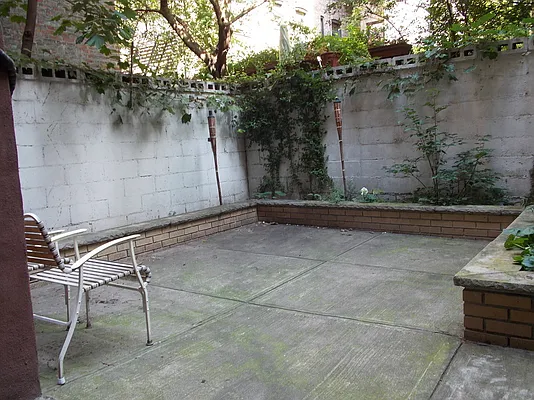 Rented by America Mecca Realty LLC | media 62