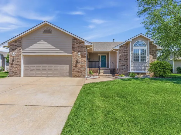 2326 N Covington St, Wichita, KS 67205