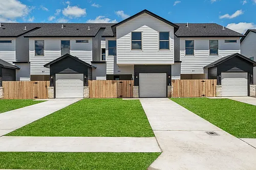 733 Meiomi Dr Photo 1