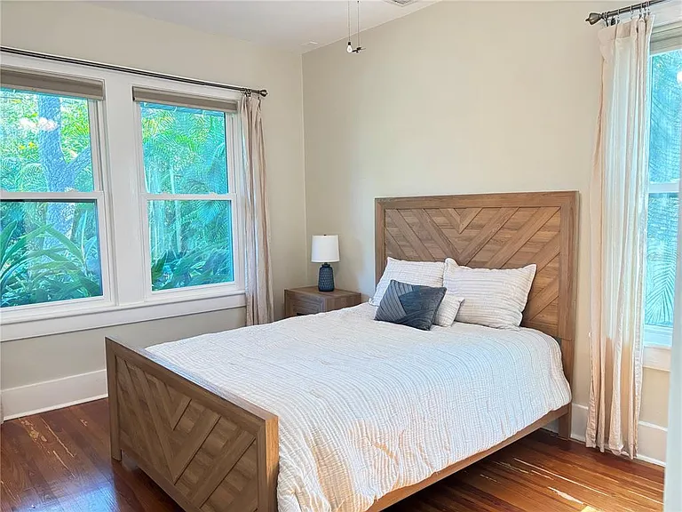 324 Julia Pl — Photo 43