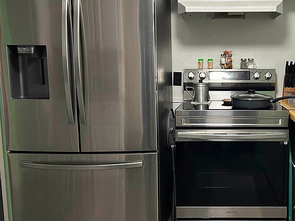 4th image of 69 Offshore Dr.