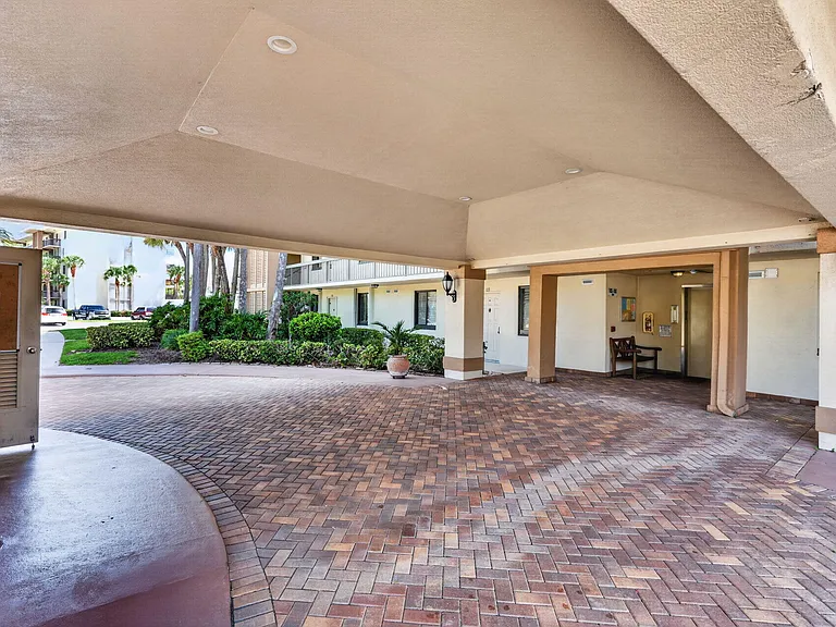 2401 Marina Isle Way #105 — Photo 43