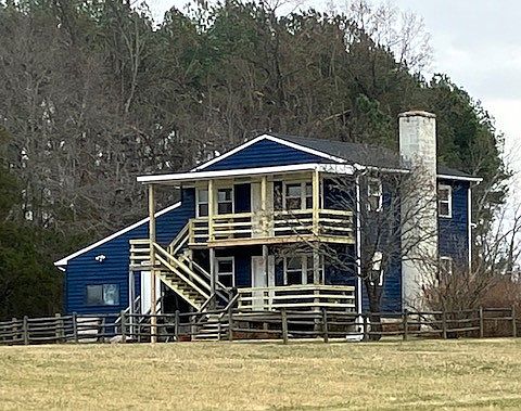 1st image of 3885 Garth Rd APT A