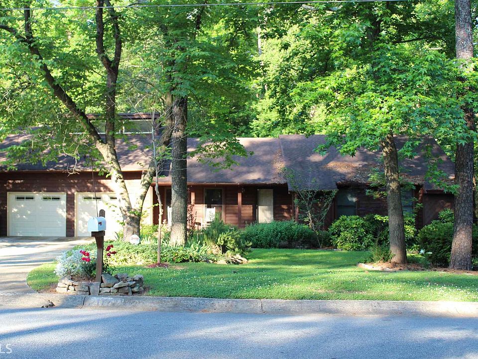 2nd image of 2070 Argyle Dr SE