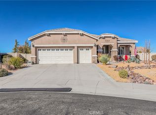 11000 Phoenix Rd, Apple Valley, CA 92308