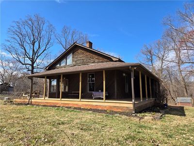 1077 Flat Shoals Rd, King, NC, 27021