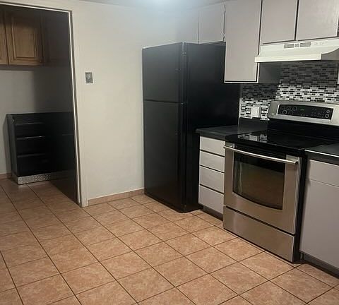 4th image of 3866 W Benview Ave #4