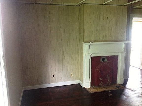 5th image of 1319 Myrtle Ave