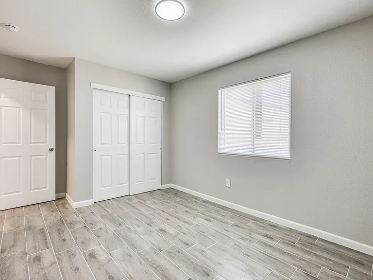 10028 Cross St — Photo 63