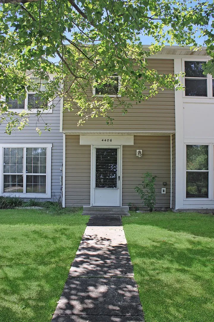 4406 Eagle Ct photo 1