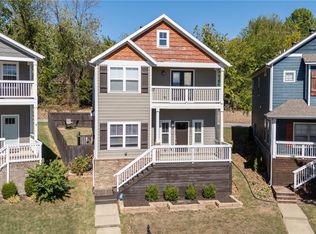 3821 W Pawnee Rd, Rogers, AR 72758