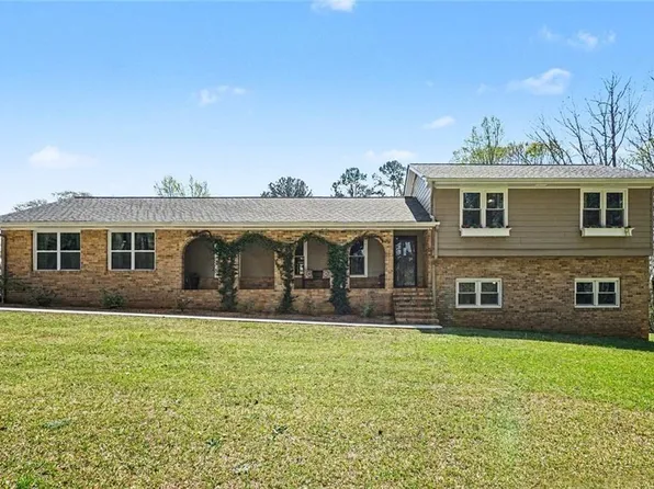 1311 Austin Rd, Winder, GA 30680