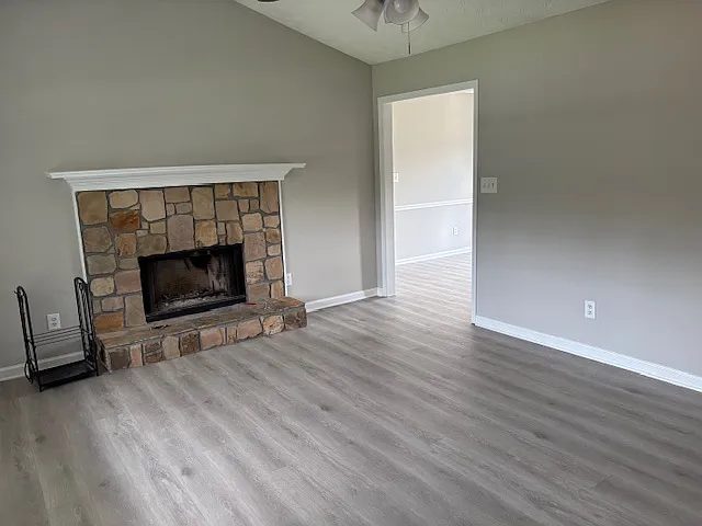 160 Belmont Trl — Photo 3