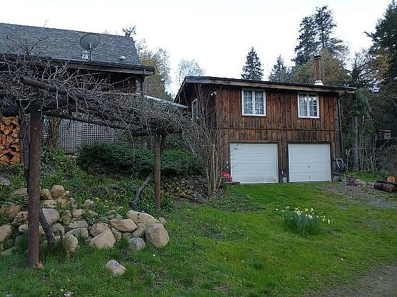 House and garage apt