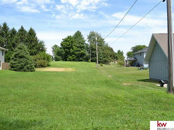 2nd image of 1014 Elm Ct