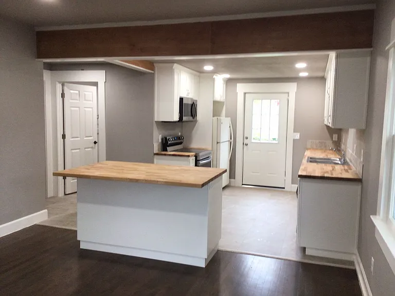 477 I St — Photo 2