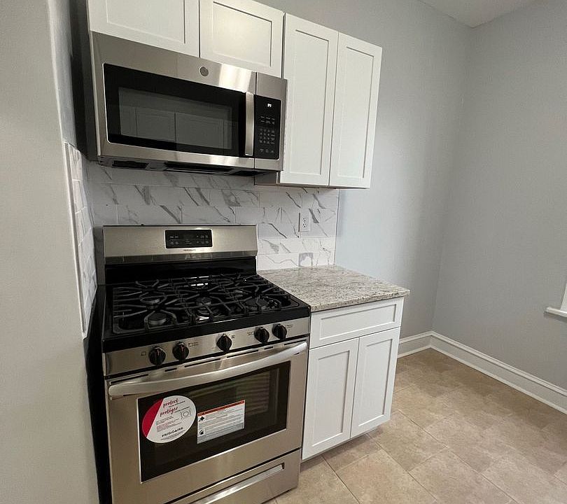1st image of 85-87 W 32nd St #D4