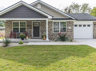 103 Davis St, Berea, KY 40403