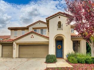 9855 W Taron Dr, Elk Grove, CA 95757