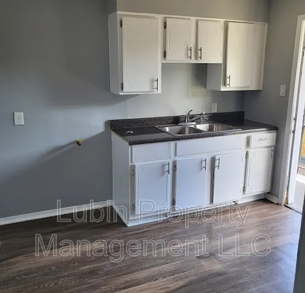 3250 Guernsey Ave #7 — Photo 4