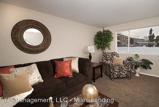 2nd image of 4958 Caroline Dr APT 1